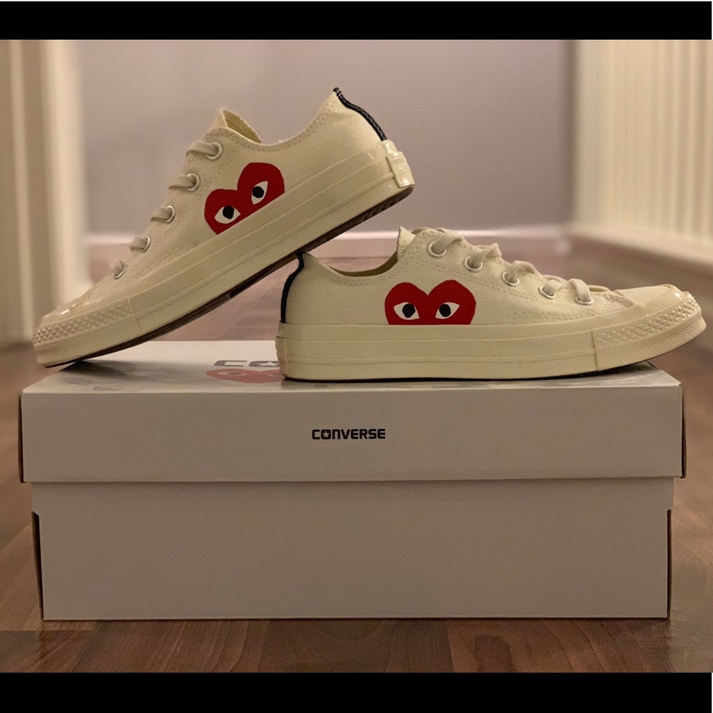 Comme des Garçons Hidden Heart Low Top Sneaker